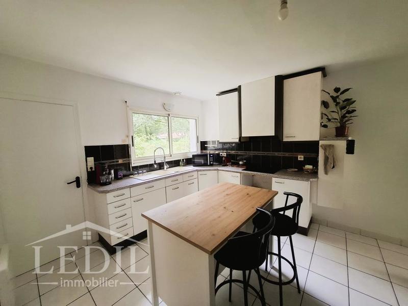 Maison - 115 m² - 4 pièces