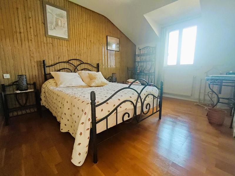 Maison - 167 m² - 7 pièces