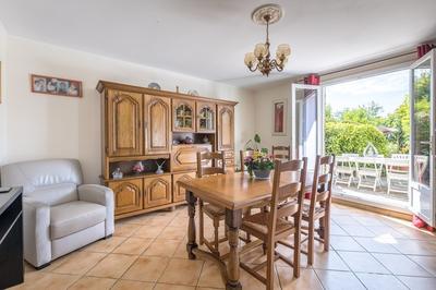 Maison - 140 m² - 7 pièces