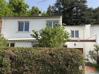 Maison - 114 m² - 5 pièces