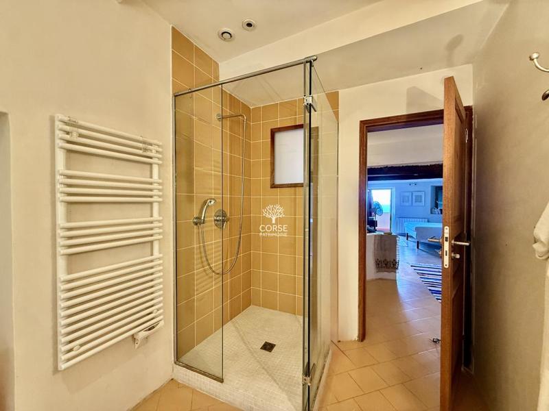 Duplex - 107 m² - 4 pièces