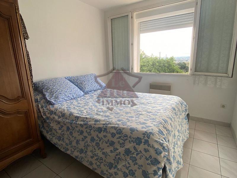 Maison - 99 m² - 6 pièces