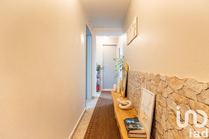 Maison - 238 m² - 13 pièces