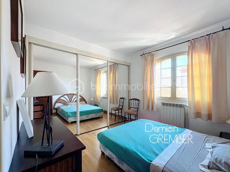 Villa - 191 m² - 5 pièces