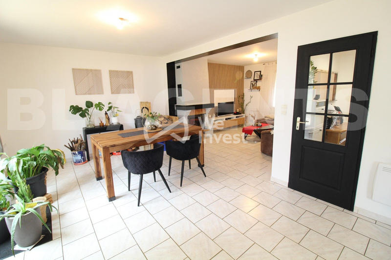 Maison - 121 m² - 6 pièces
