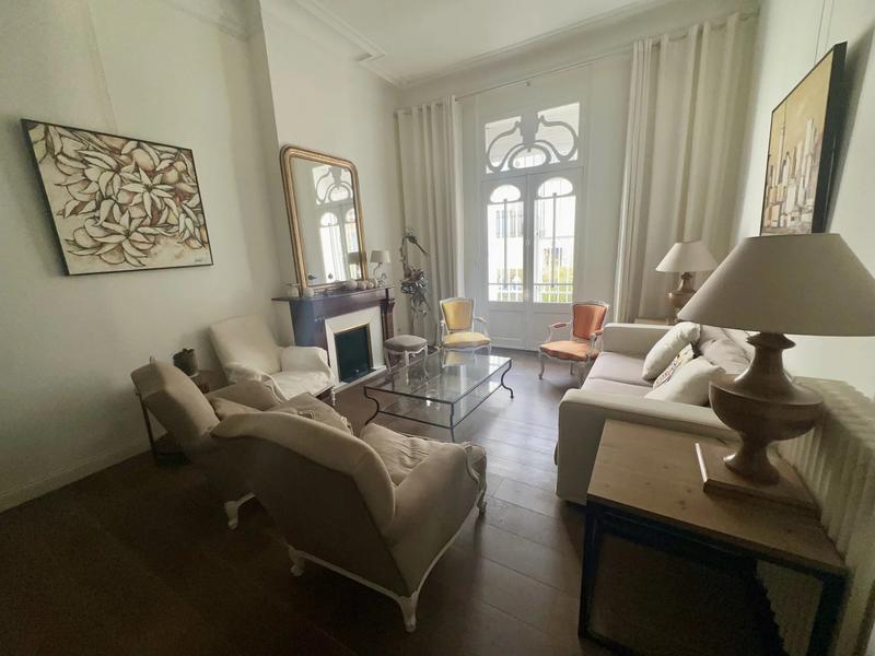 Appartement - 98 m² - 3 pièces