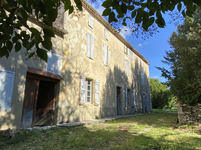 Maison - 173 m² - 11 pièces