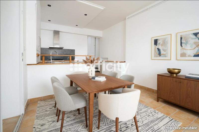 Maison - 100 m² - 6 pièces