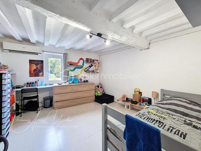 Maison traditionnelle - 100 m² - 4 pièces