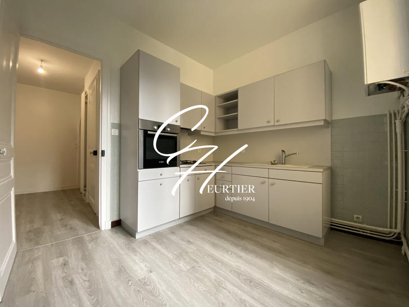 Appartement - 83 m² - 3 pièces