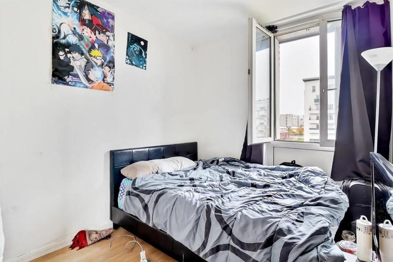 Appartement - 80 m² - 5 pièces