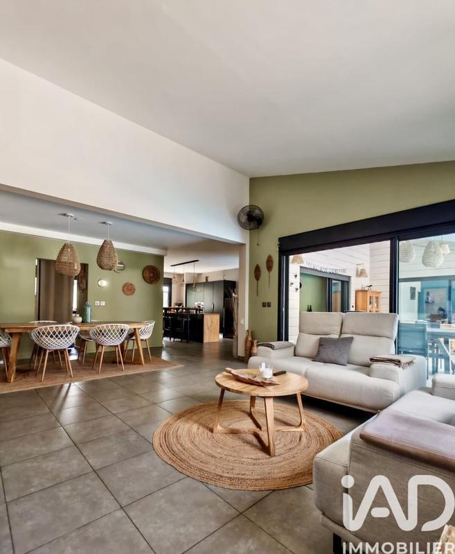 Maison - 151 m² - 4 pièces