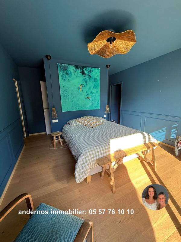 Villa - 310 m² - 10 pièces