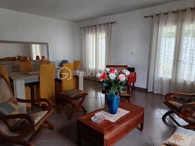 Maison - 118 m² - 4 pièces