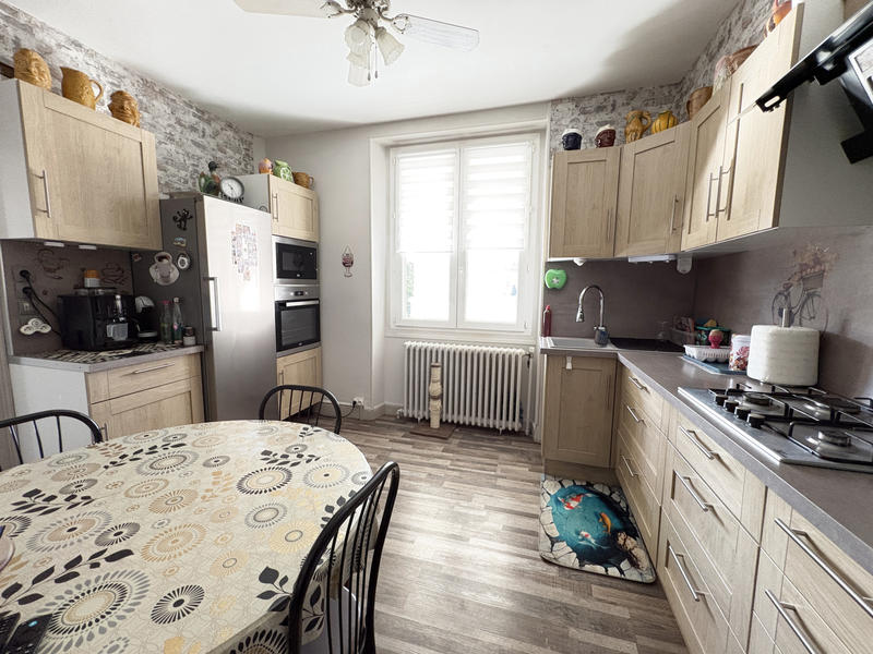 Maison - 127 m² - 6 pièces