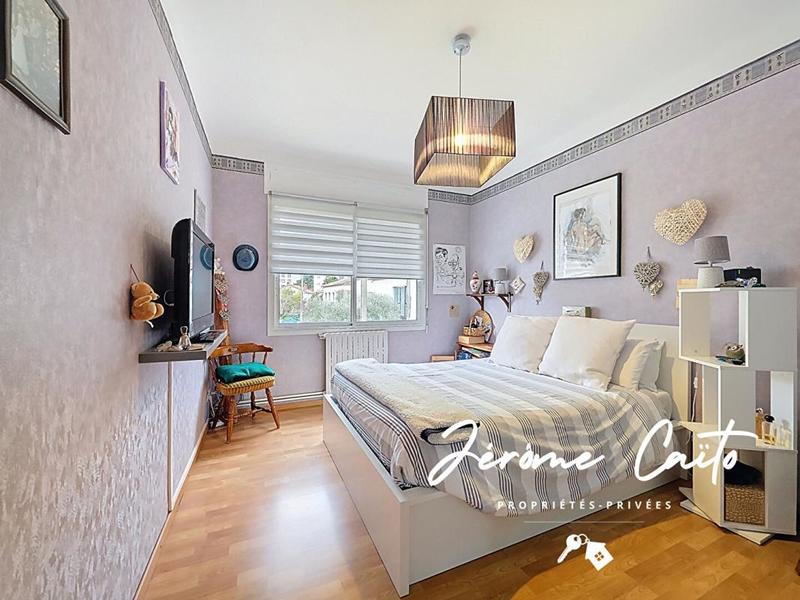 Maison - 162 m² - 7 pièces