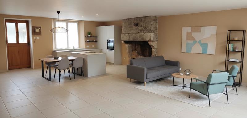 Maison - 275 m² - 8 pièces