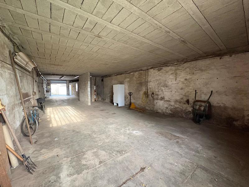 Immeuble - 130 m² - 6 pièces