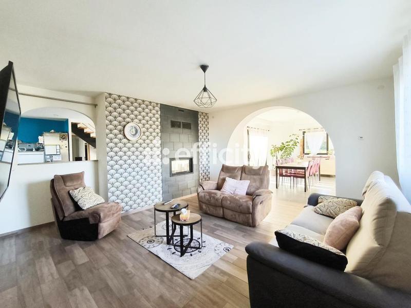 Maison - 166 m² - 7 pièces