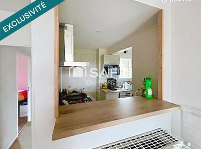 Maison - 93 m² - 5 pièces