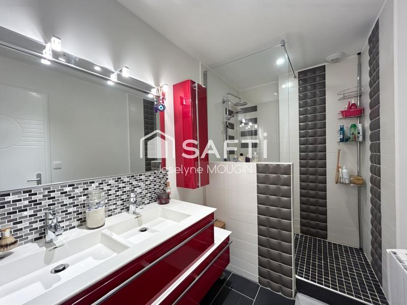 Appartement - 92 m² - 4 pièces