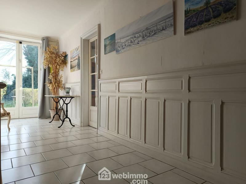 Maison de maîtres - 316 m² - 11 pièces