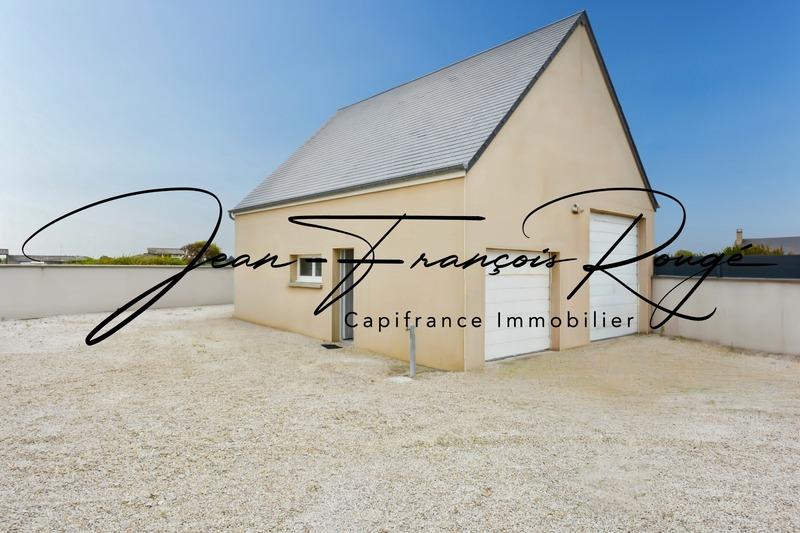 Maison - 235 m² - 9 pièces