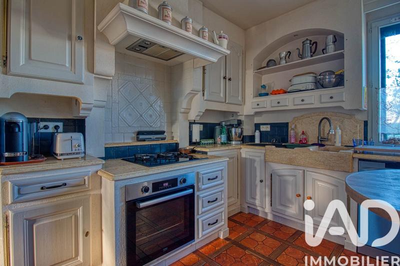 Maison - 151 m² - 8 pièces