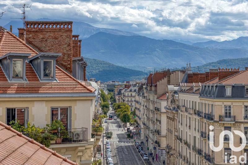 Appartement - 66 m² - 2 pièces