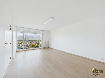 Appartement - 79 m² - 4 pièces