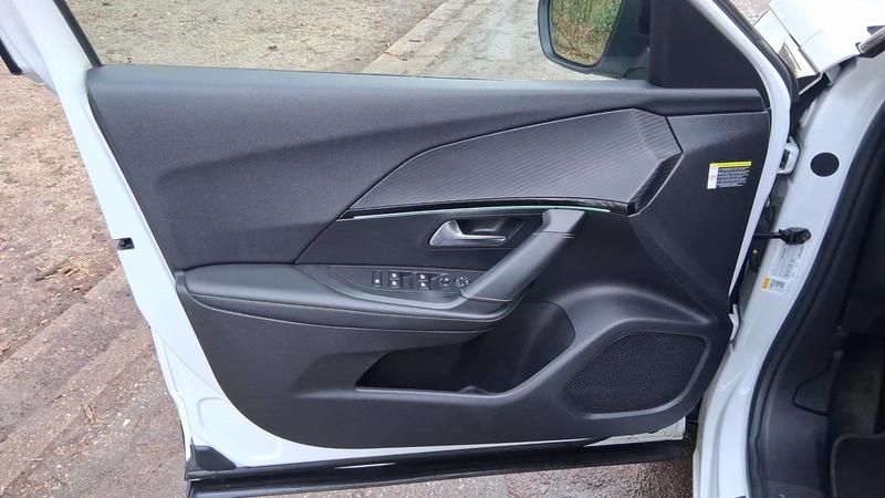 Peugeot 2008 1.2 Puretech 130 Eat8 Gt Pack - Automatique