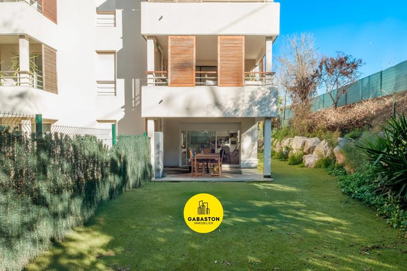 Appartement - 81 m² - 4 pièces