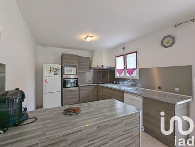 Maison - 111 m² - 4 pièces