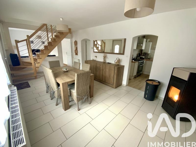 Maison - 121 m² - 5 pièces