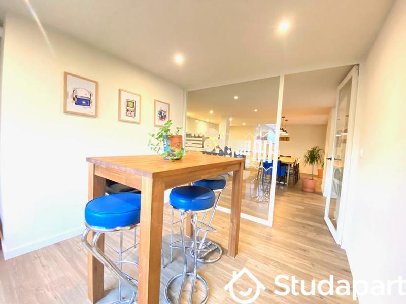 Chambre - 21 m² - 1 pièce