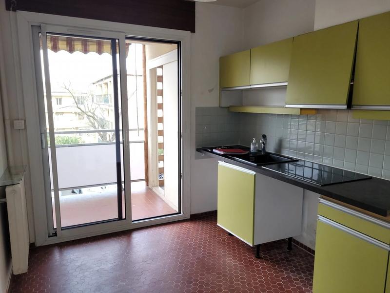 Appartement - 80 m² - 3 pièces