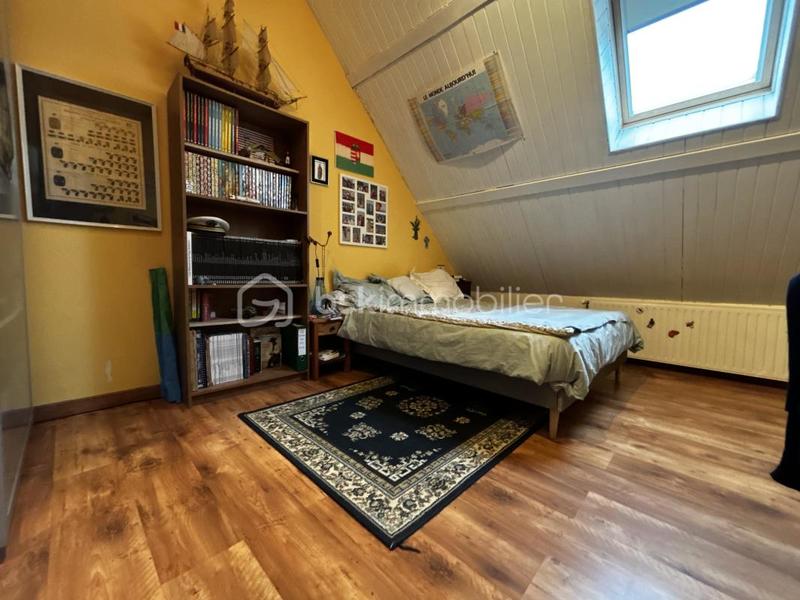 Propriété - 269 m² - 13 pièces