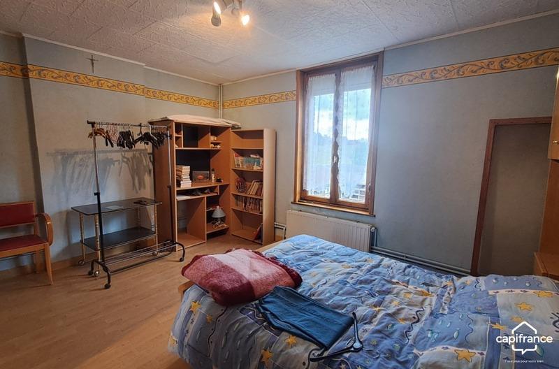 Maison - 200 m² - 7 pièces