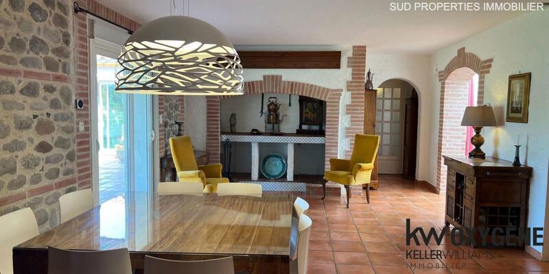 Mas - 214 m² - 8 pièces