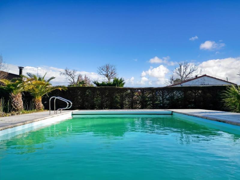 Villa - 240 m² - 8 pièces