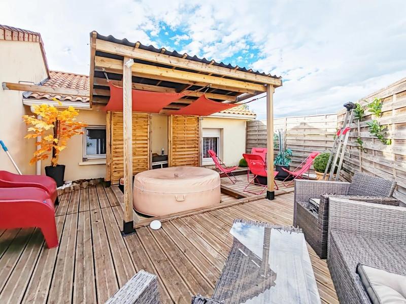 Maison - 137 m² - 5 pièces