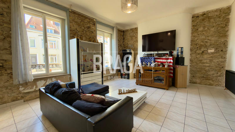 Maison - 178 m² - 8 pièces