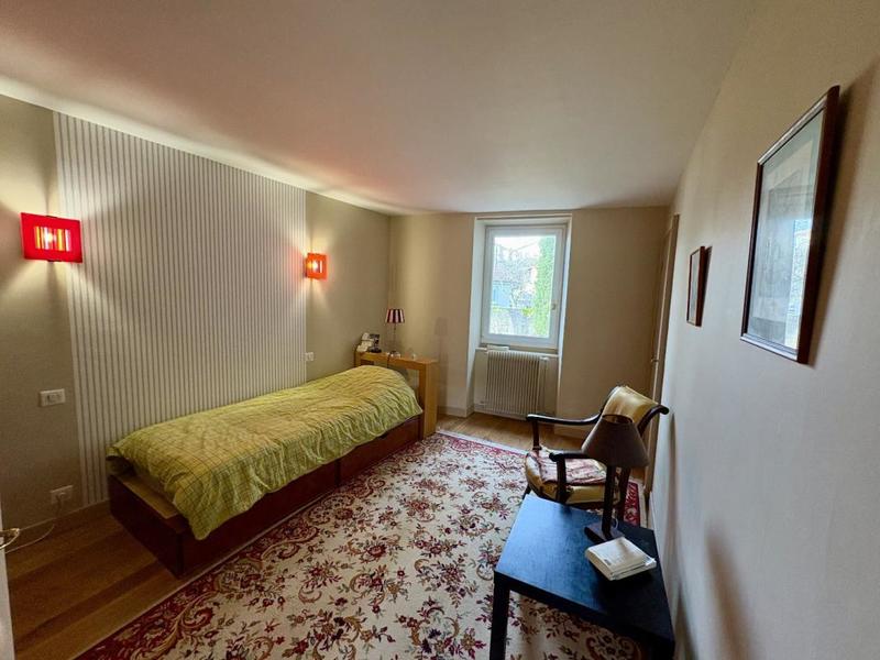 Maison - 86 m² - 8 pièces