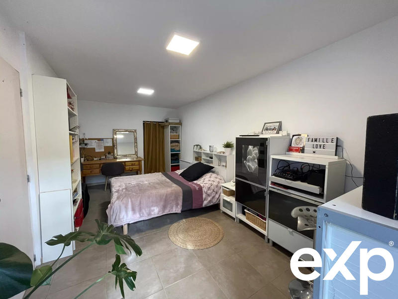 Maison traditionnelle - 195 m² - 8 pièces