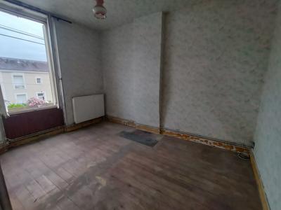 Maison - 97 m² - 6 pièces