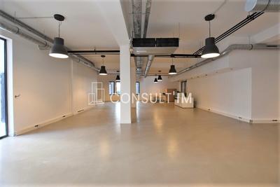 Bureau - 216 m²