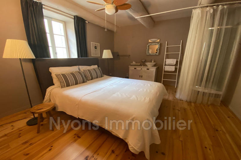 Maison de village - 375 m² - 10 pièces