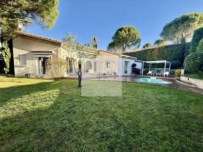 Maison - 173 m² - 7 pièces