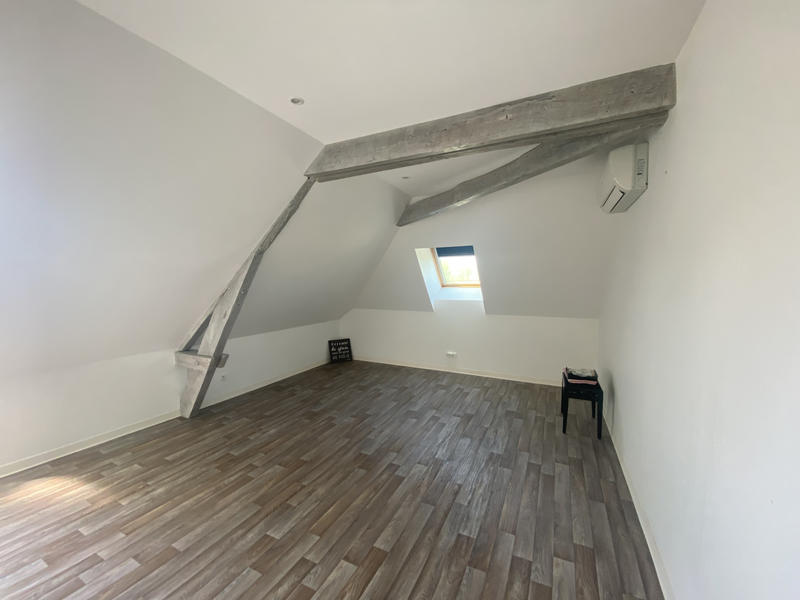 Local commercial - 219 m² - 10 pièces