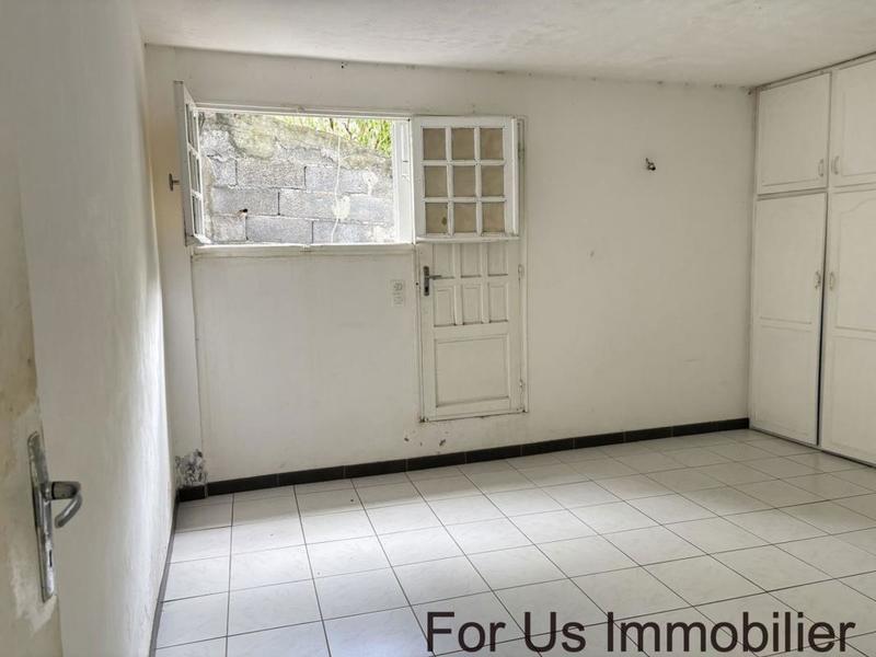 Maison - 215 m² - 7 pièces